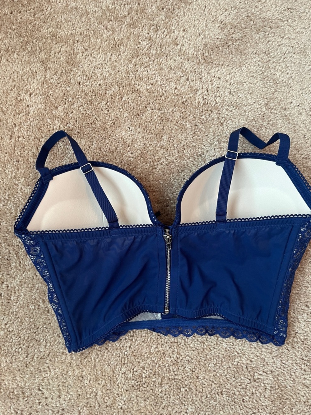 NWT Victoria’s Secret Padded Demi Lace Bralette - Picture 2 of 7
